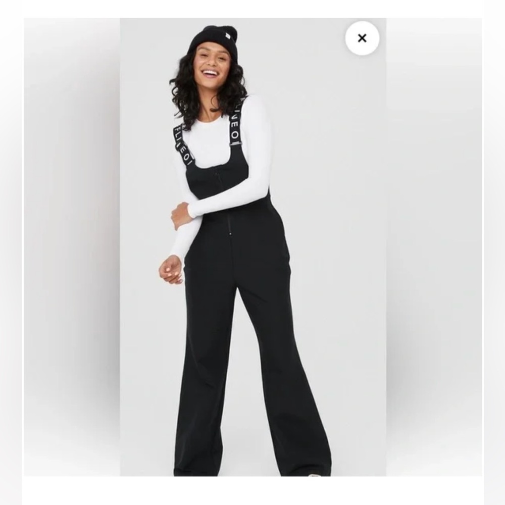 OFFLINE by Aerie chill ski pants* New with tags * never worn*